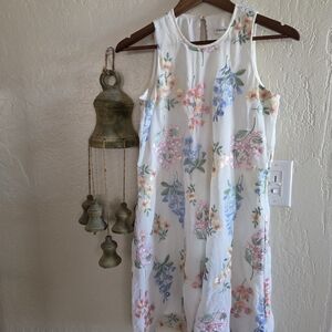 Calvin Klein White Dress Size 2 with Floral Embroidery Lined Sleeveless
